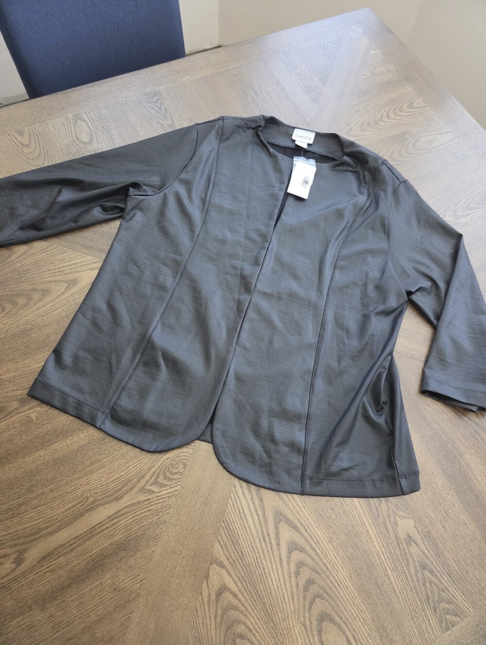 Chicos NWT Travelers Collection Ebony Sheen Hook n' Eye Jacket Black sz 2 12 LRG